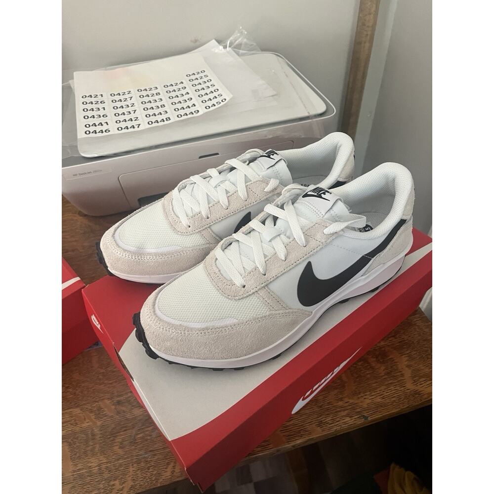Nike Waffle Nav White/Black New in Box 7.5 Men 9 Women Classic Sport Running - Picture 5 of 8
